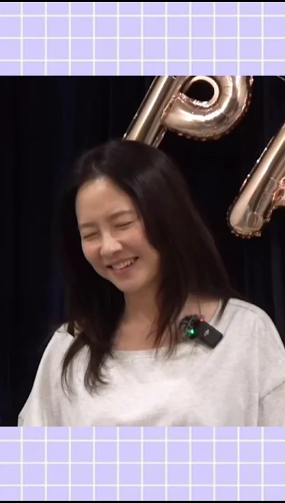 Emotional wallpaper shared by fans for Song Jihyo