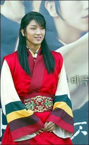 Recent activity shot of Lee Joongi