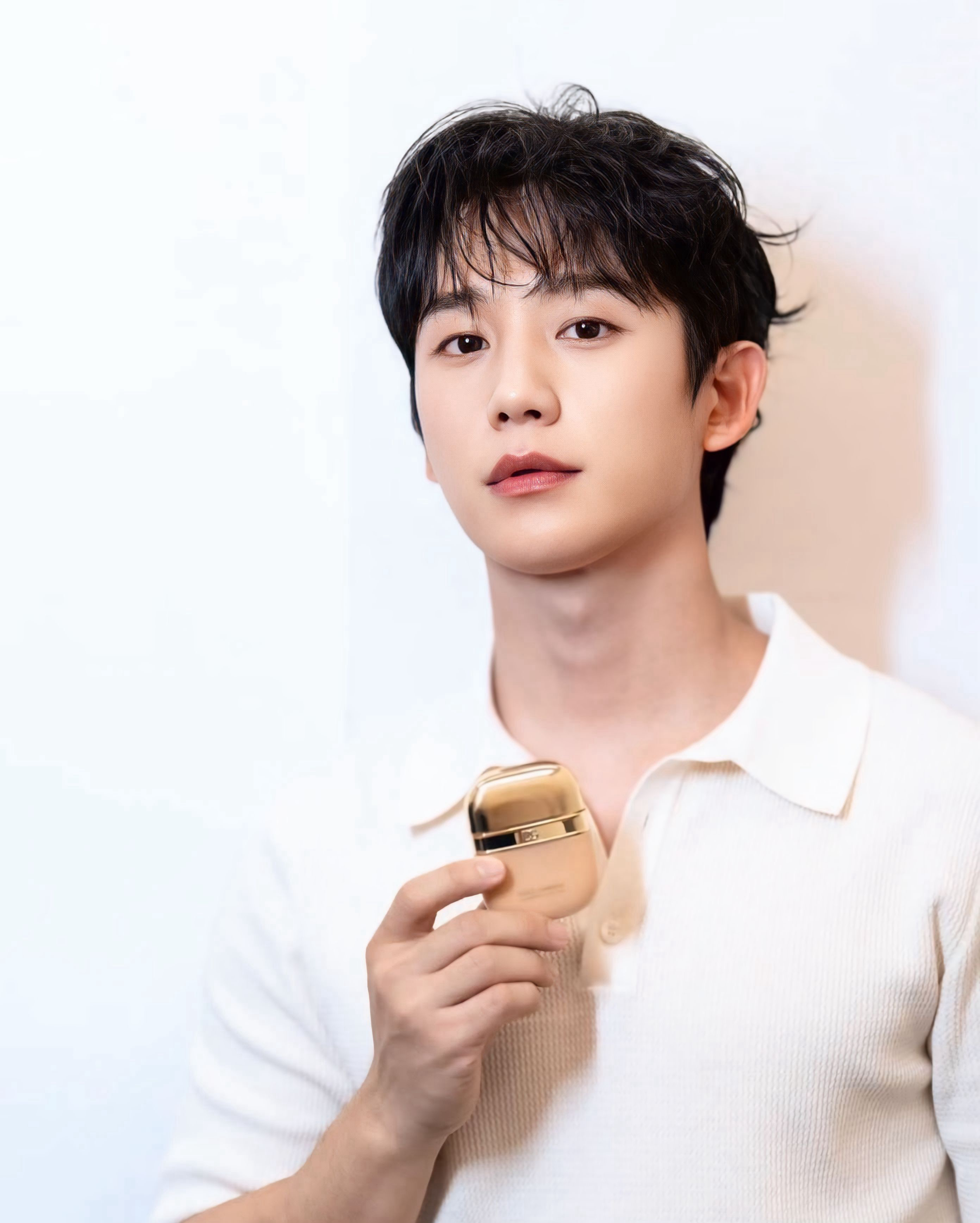 Behind-the-scenes cut of Jung Haein