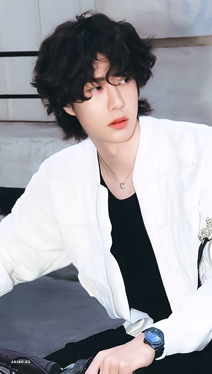 Wang Yibo background image recommended by Choeaedol Celeb fandom