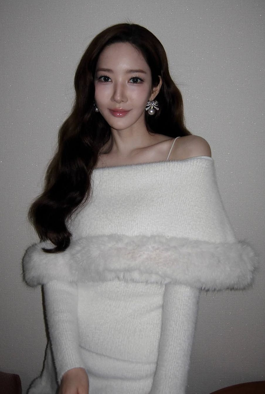 朴敏英的最新照片