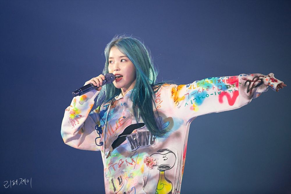 Foto kegiatan terbaru dari IU