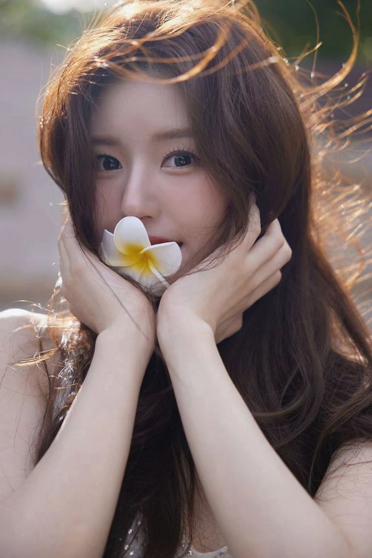 A moment captured by a fan of Zhao Lusi