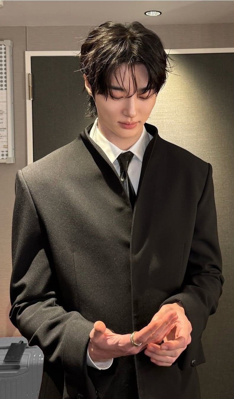 Recent activity shot of Byeon Wooseok