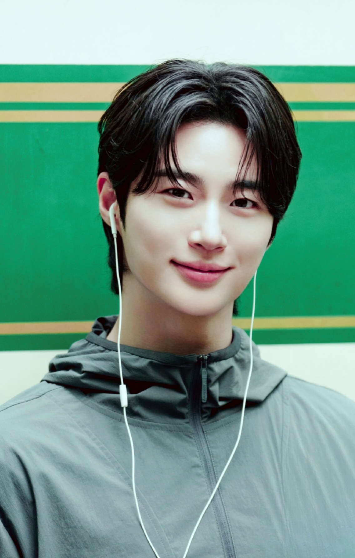 Recent activity shot of Byeon Wooseok