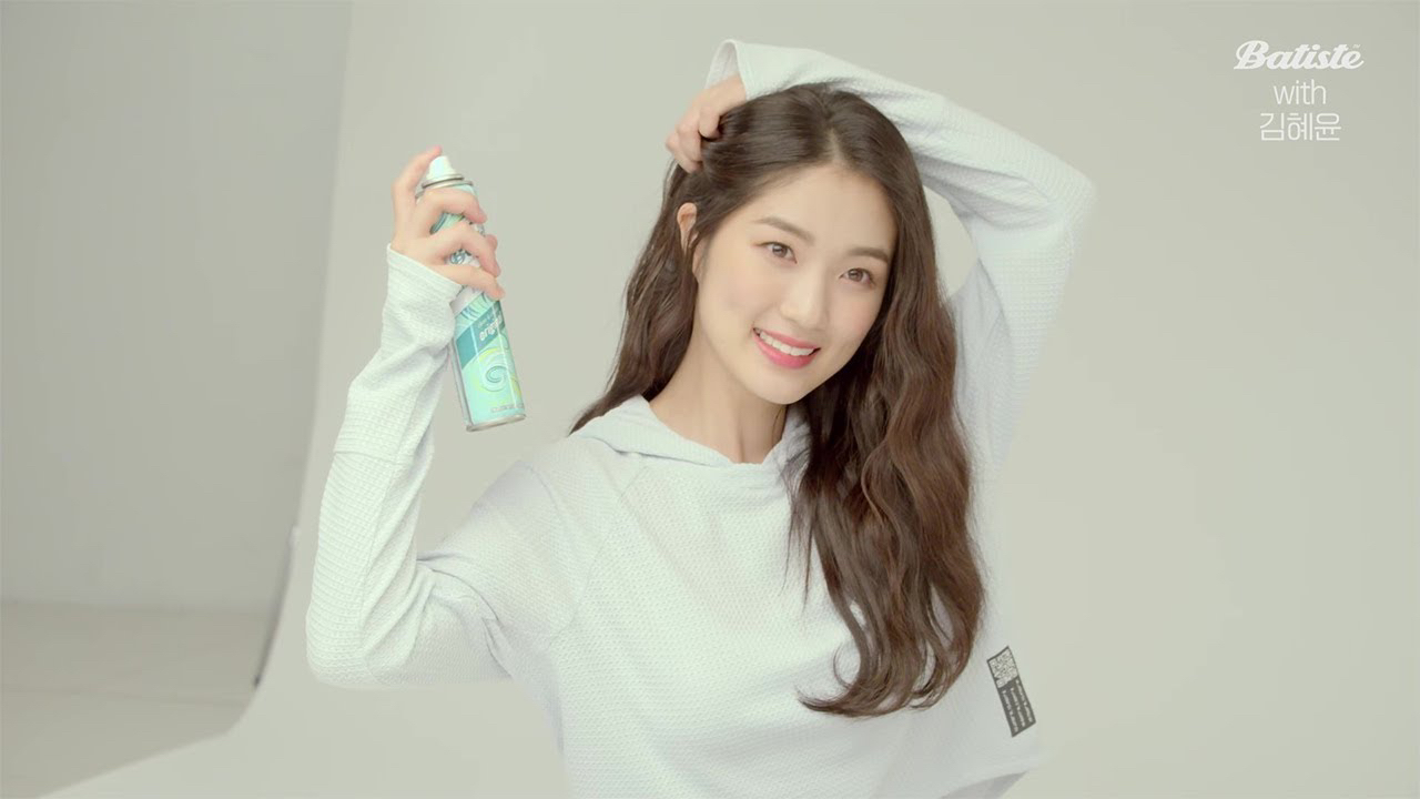 A moment captured by a fan of Kim Hyeyoon