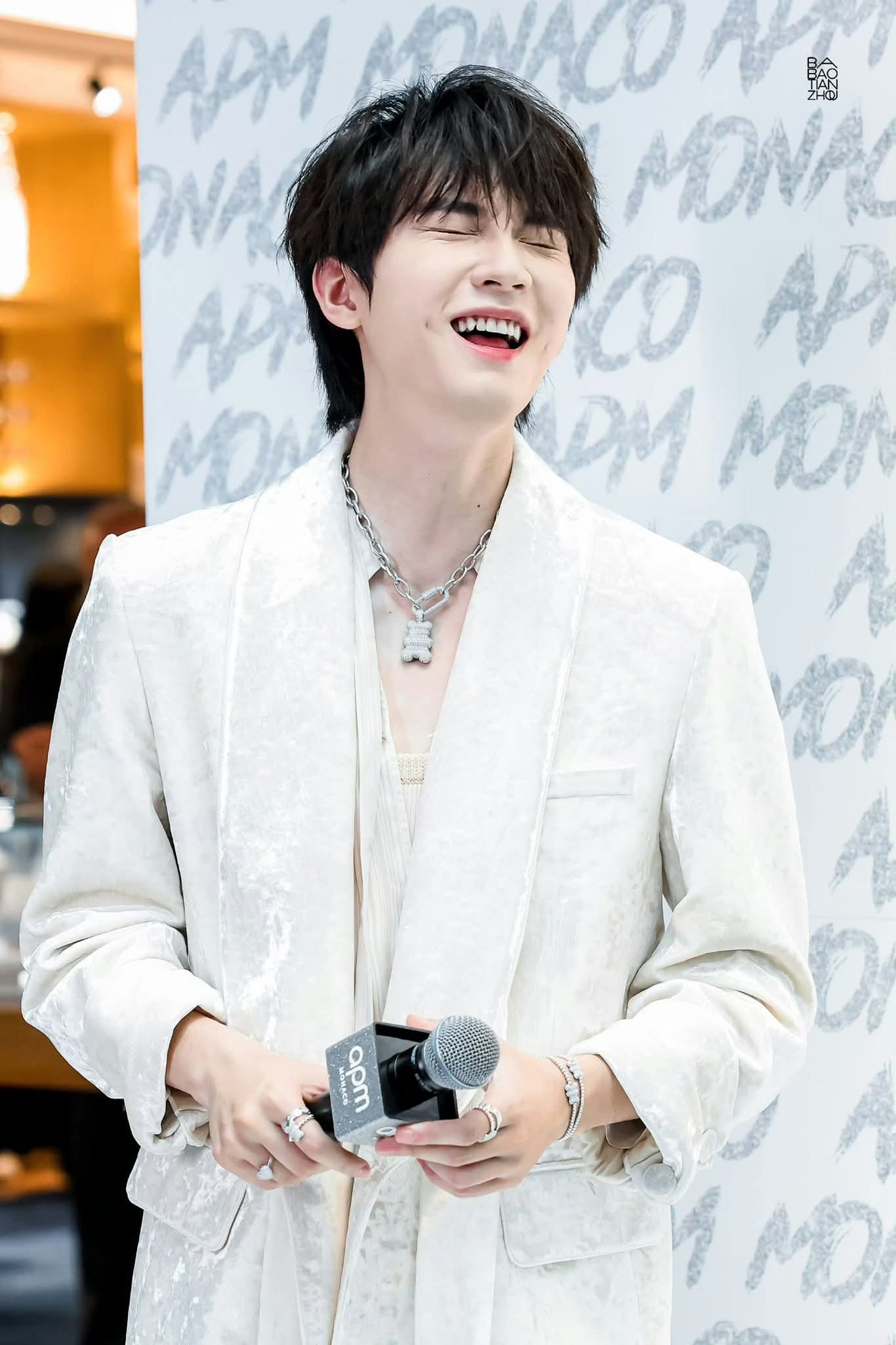 Recent activity shot of Zhou Yiran