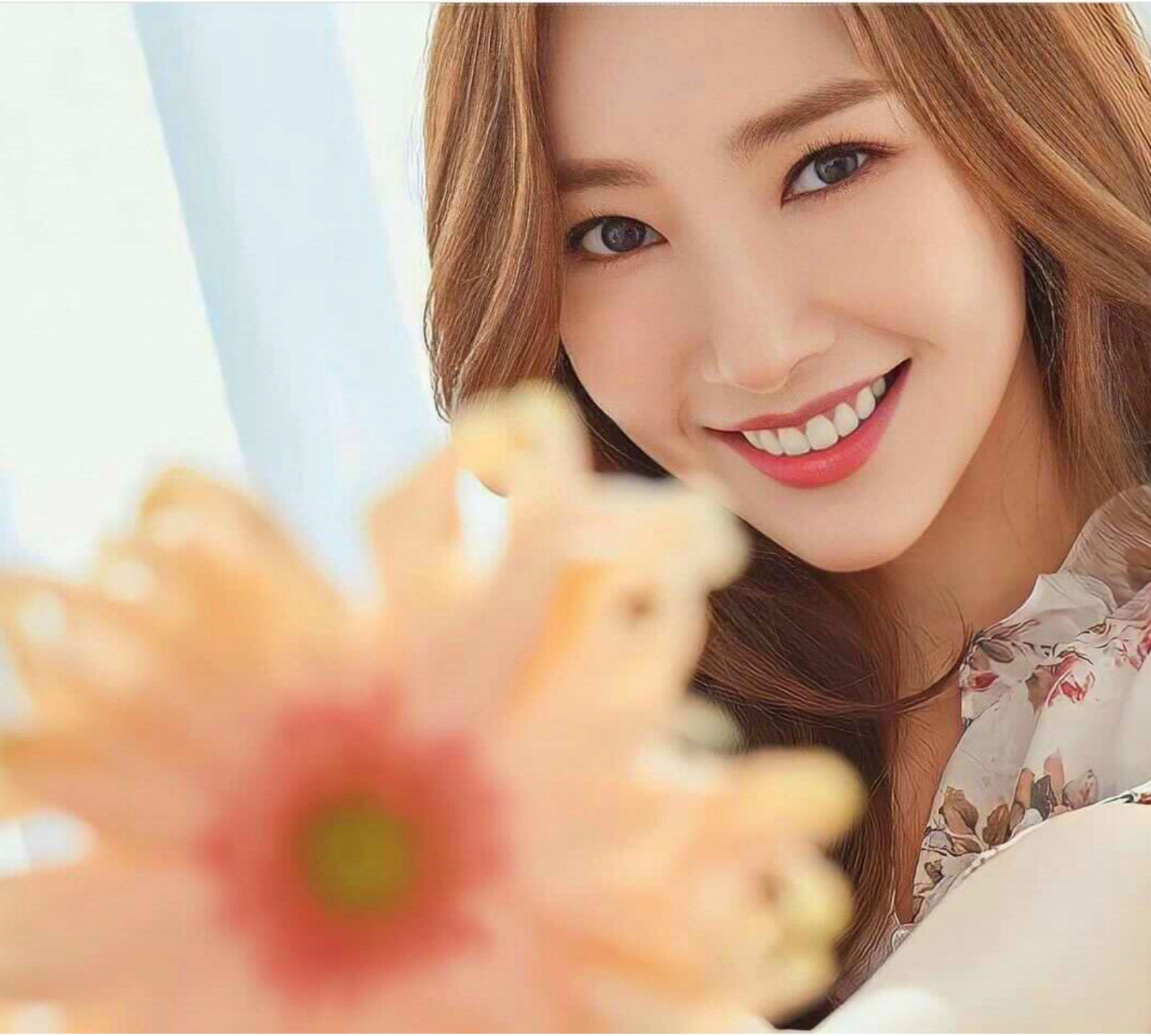 Foto kegiatan terbaru dari Park Minyoung