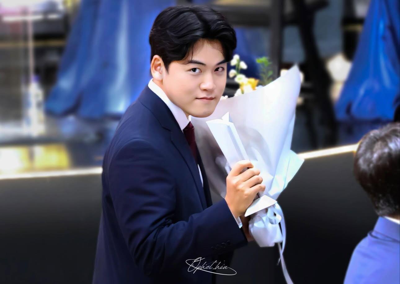 A moment captured by a fan of Gumayusi