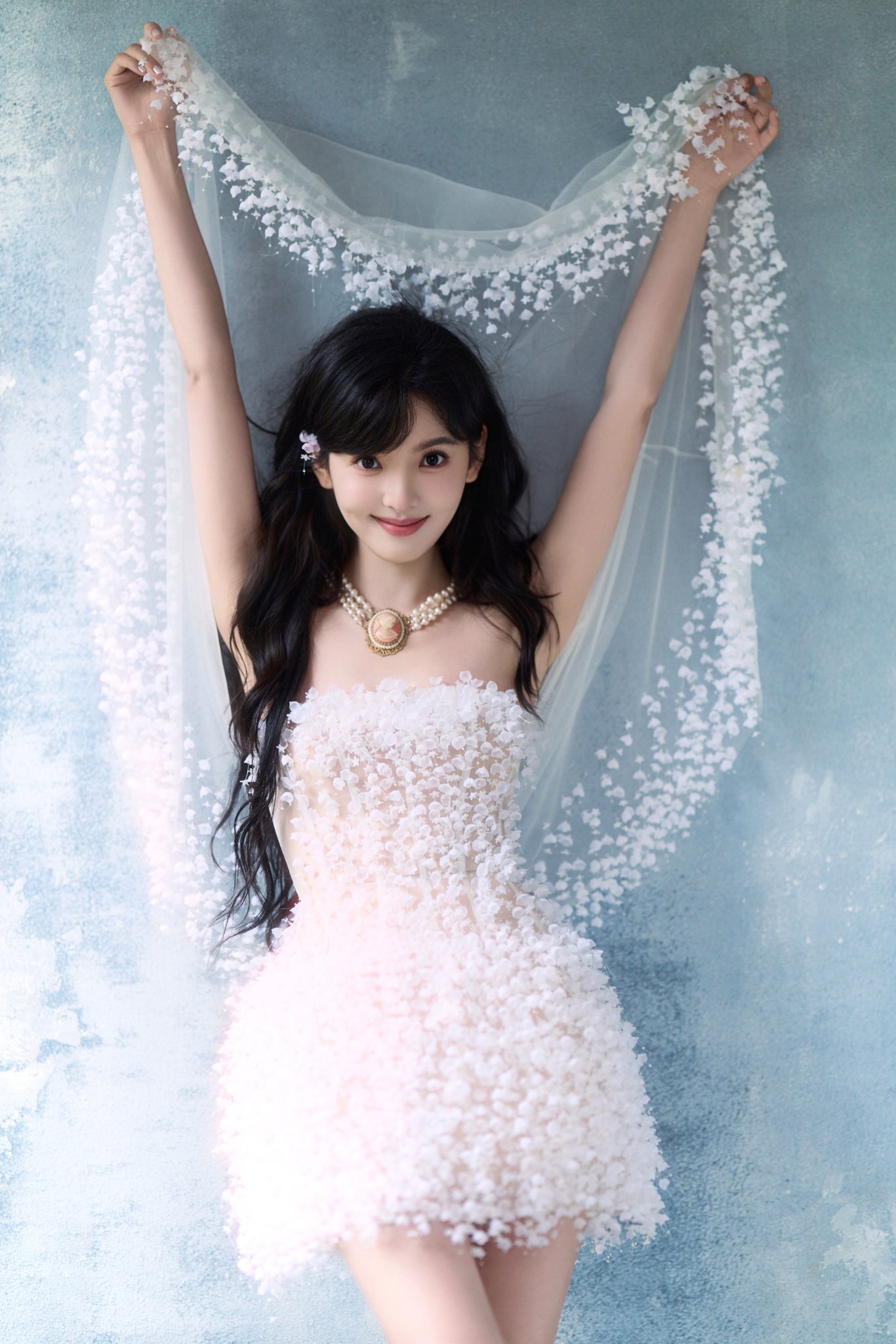 Recent activity shot of Zhang Ruonan