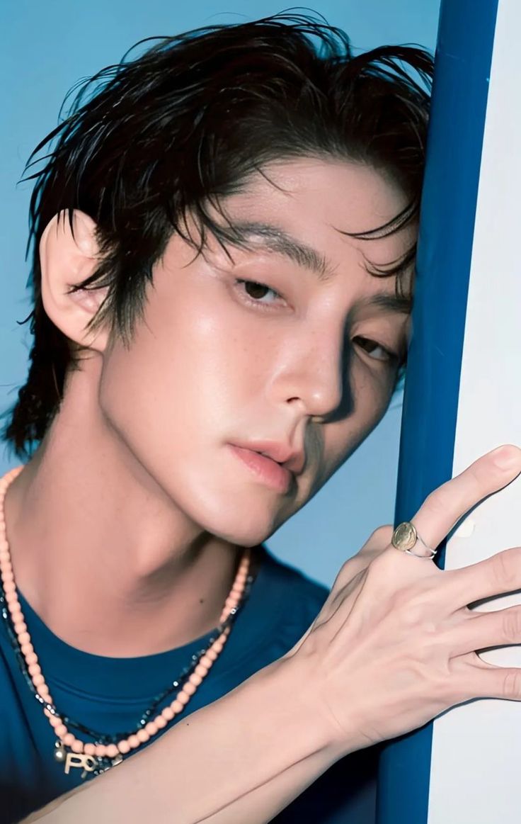 Behind-the-scenes cut of Lee Joongi