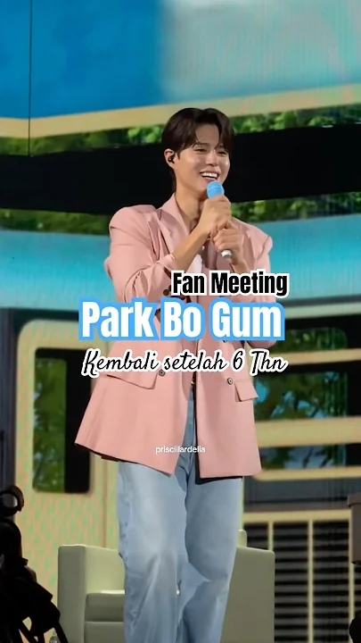 Representative background image loved by Park Bogum fandom