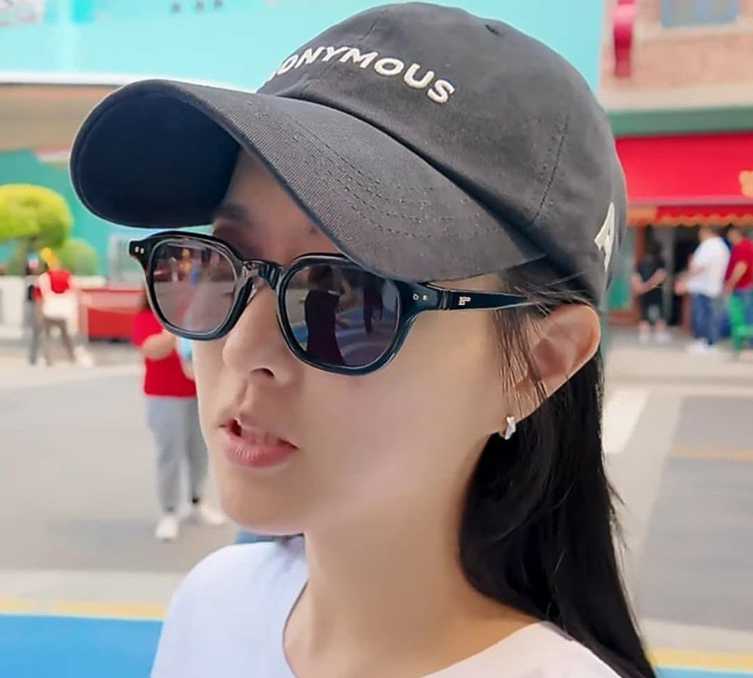 Recent activity shot of Park Boyoung