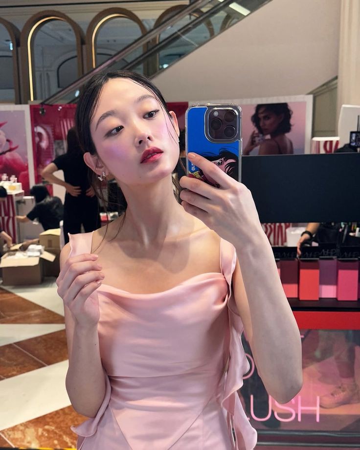 Recent activity shot of Lee Youmi