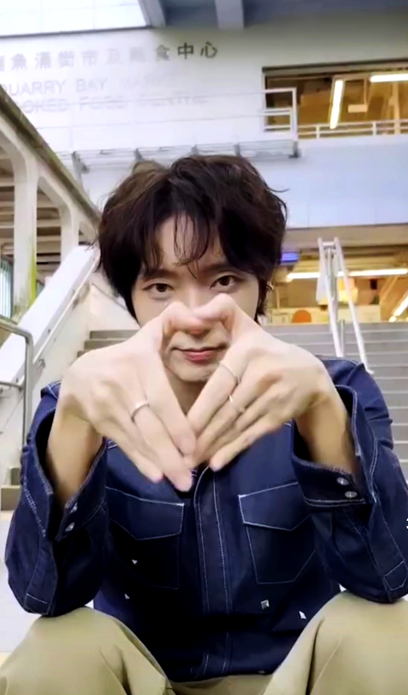 Behind-the-scenes cut of Lee Joongi