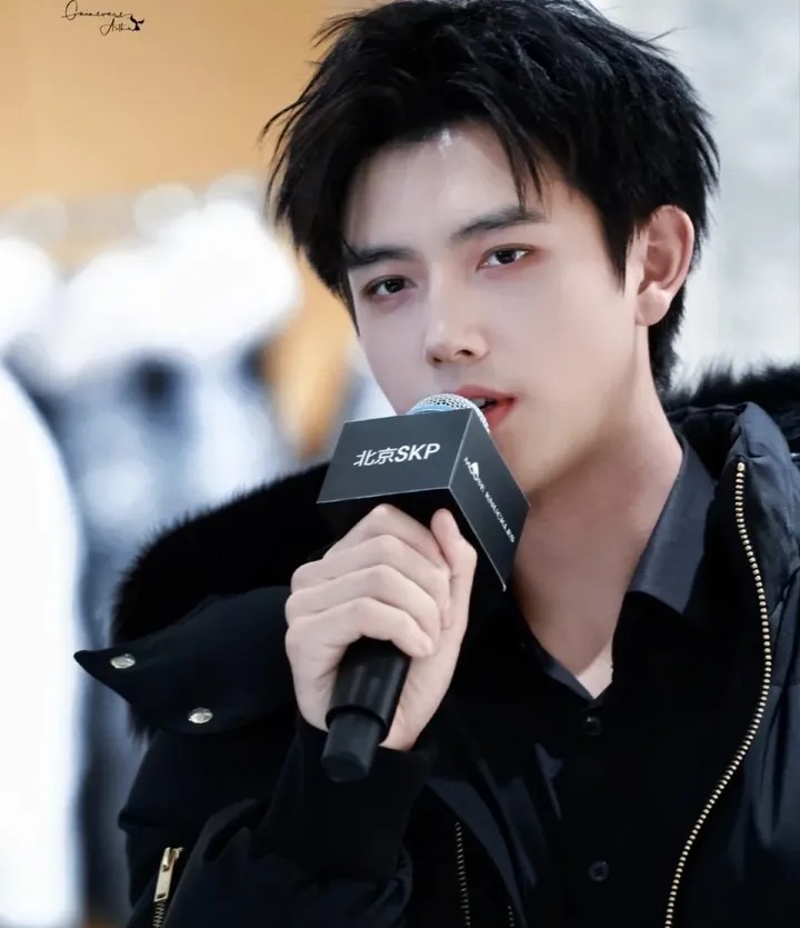 Latest photo of Arthur Chen