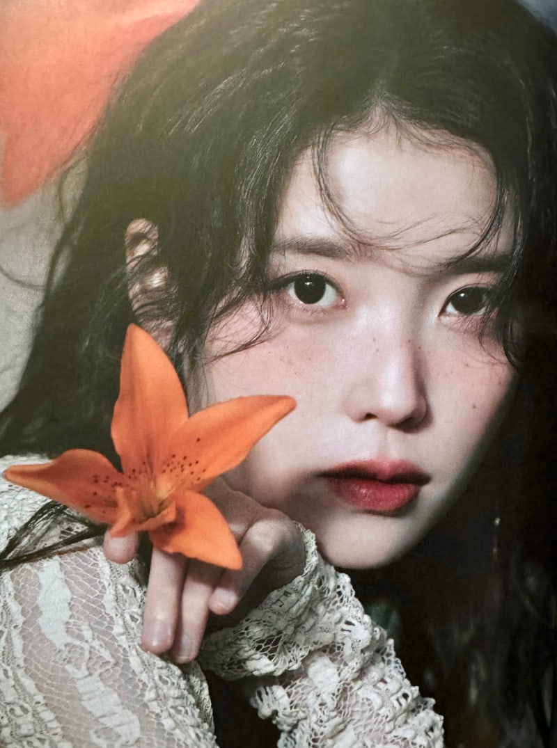 Latest photo of IU