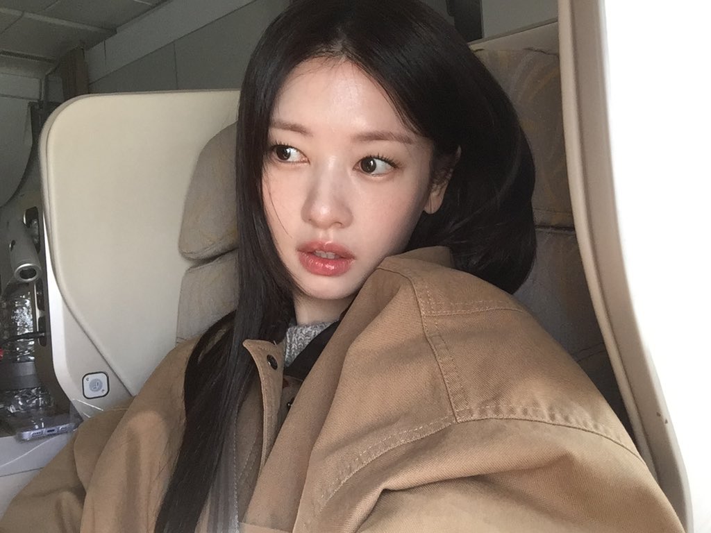 Recent activity shot of Jung Somin
