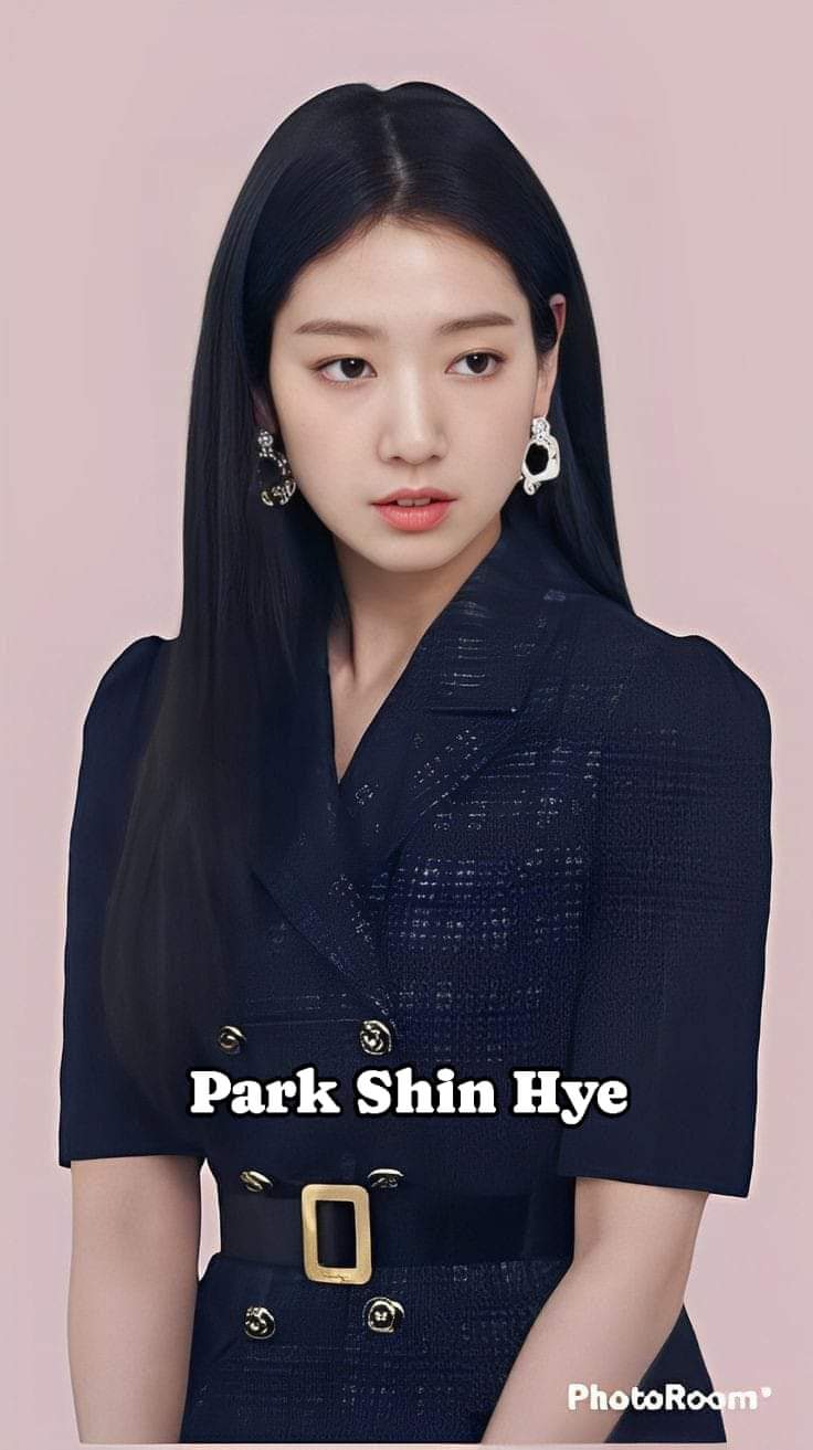 Recent activity shot of Park Shinhye