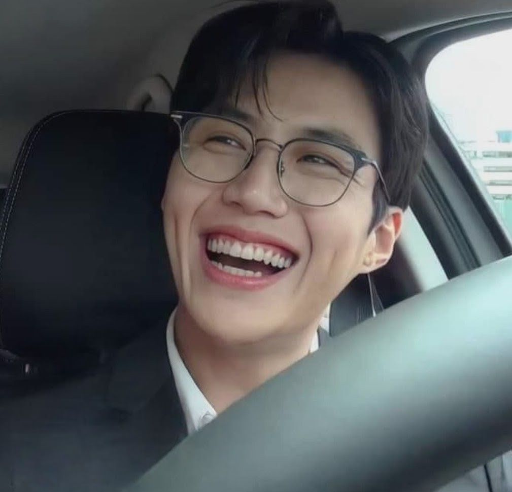 A moment captured by a fan of Kim Seonho