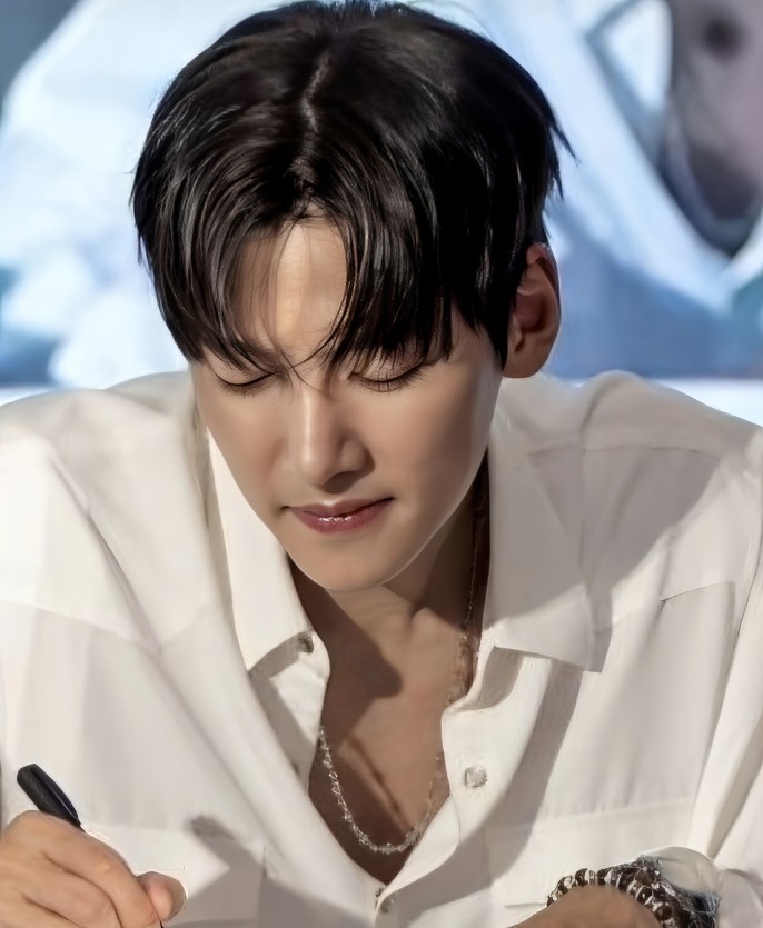 チ・チャンウクの最新写真