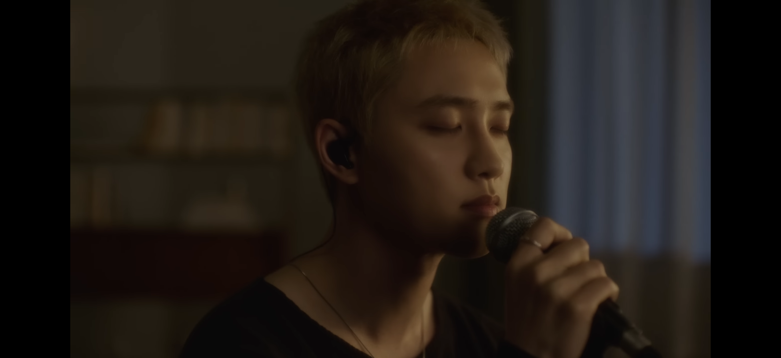 Recent activity shot of Doh Kyungsoo (D.O.)