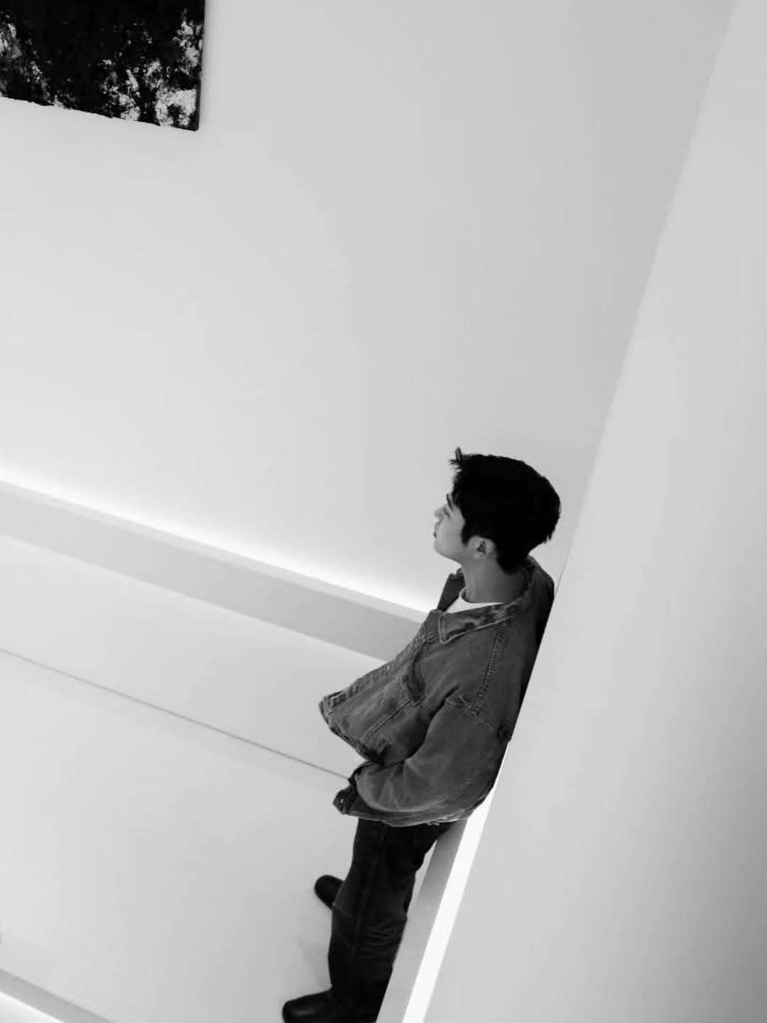 A moment captured by a fan of Rowoon
