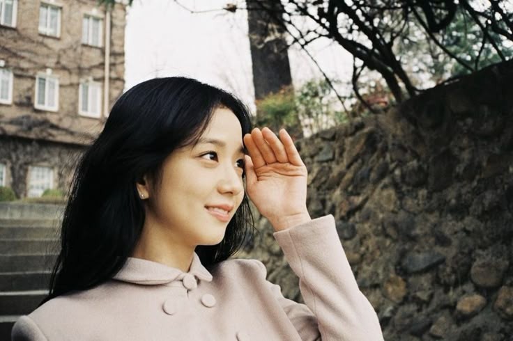 Recent activity shot of Jisoo (1995)