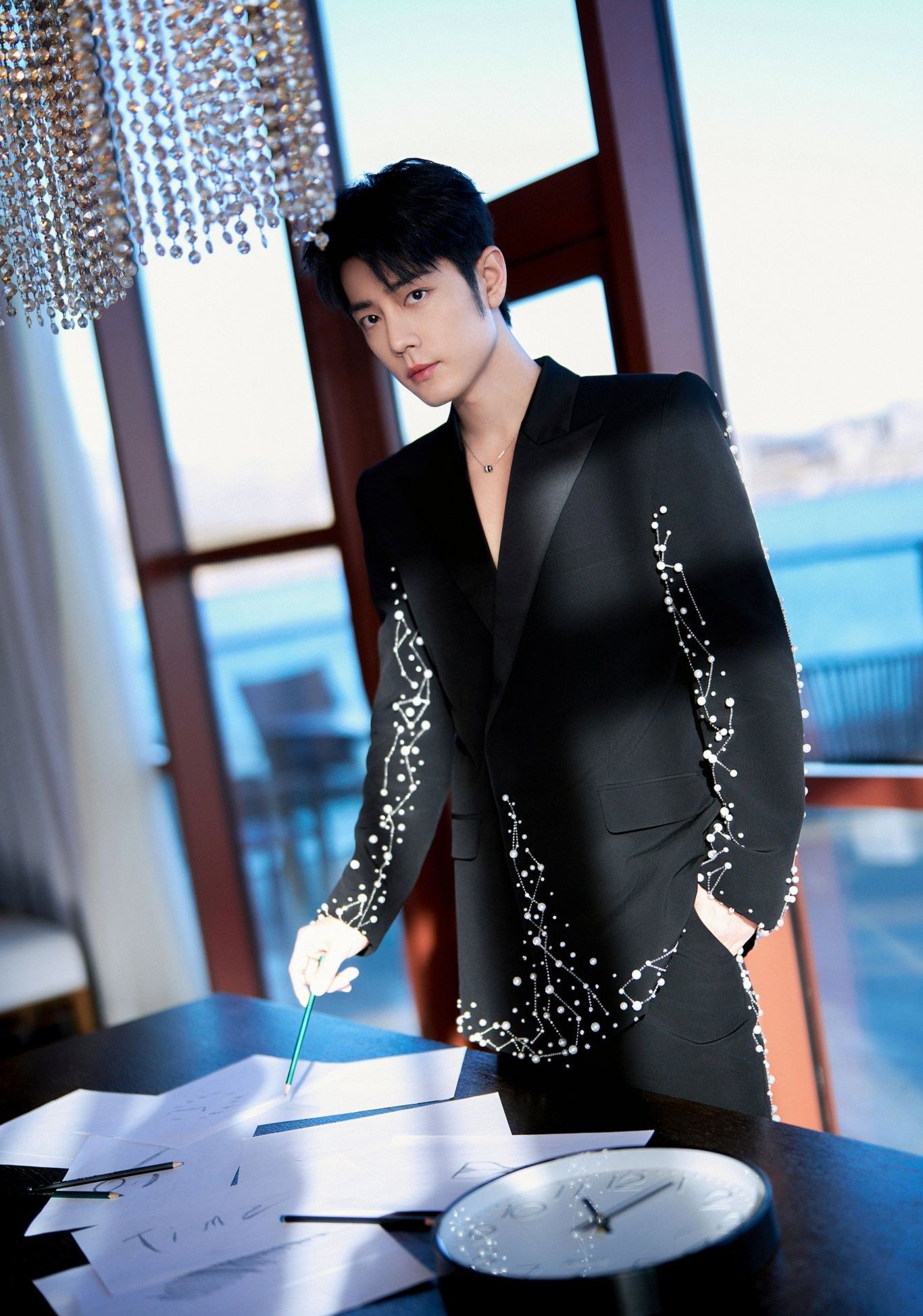 Behind-the-scenes cut of Xiao Zhan