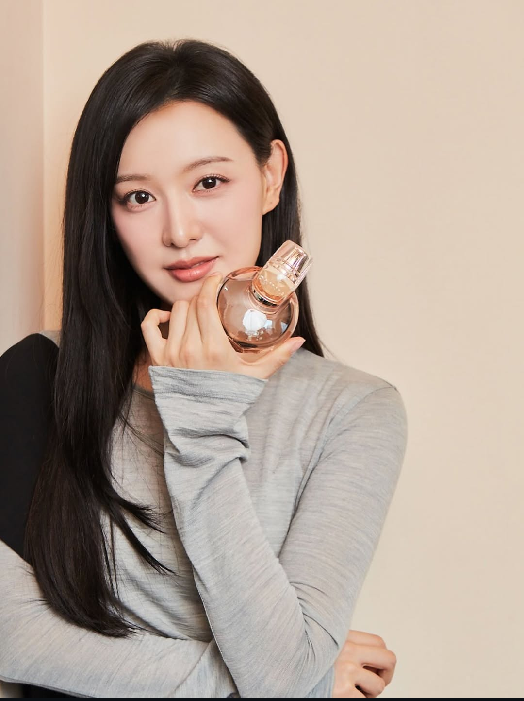 Recent activity shot of Kim Jiwon