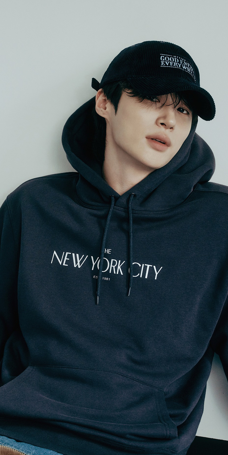 Emotional wallpaper shared by fans for Byeon Wooseok