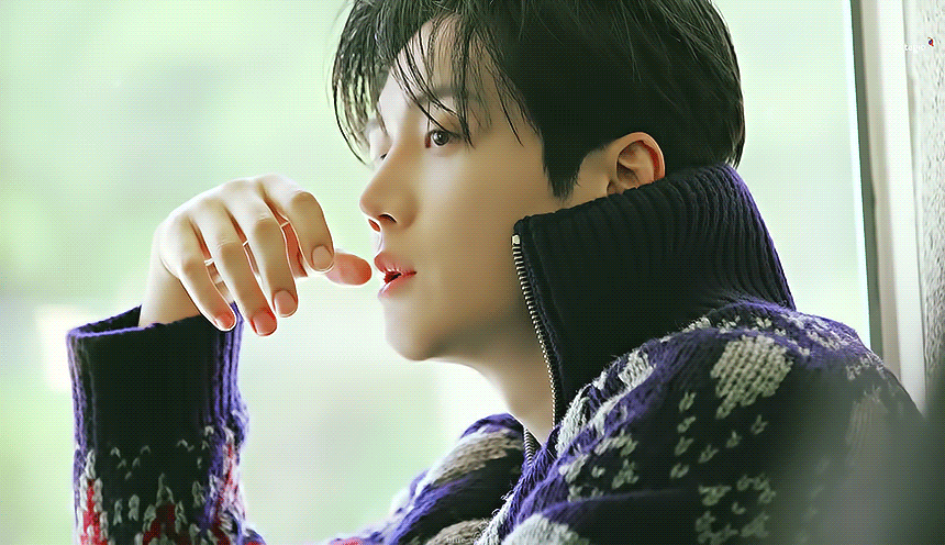 A moment captured by a fan of Kim Seonho