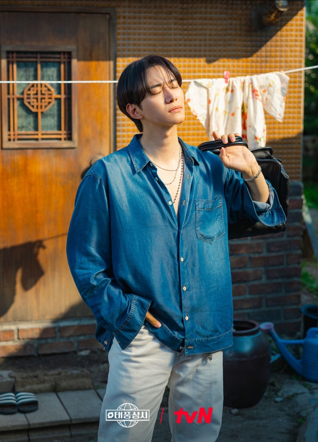 イ・ジュノの最近の活動ショット