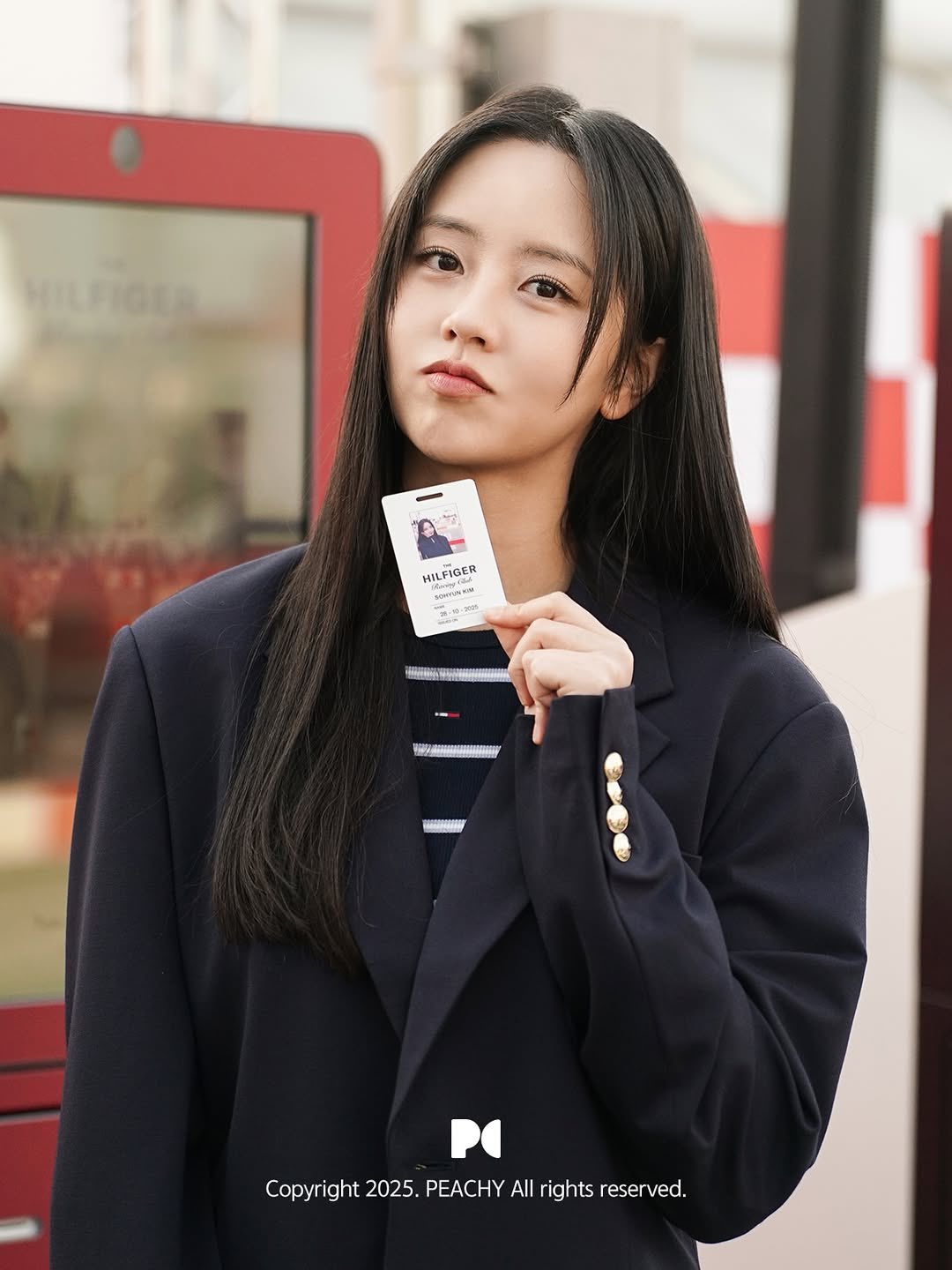 粉丝拍下的金所炫瞬间