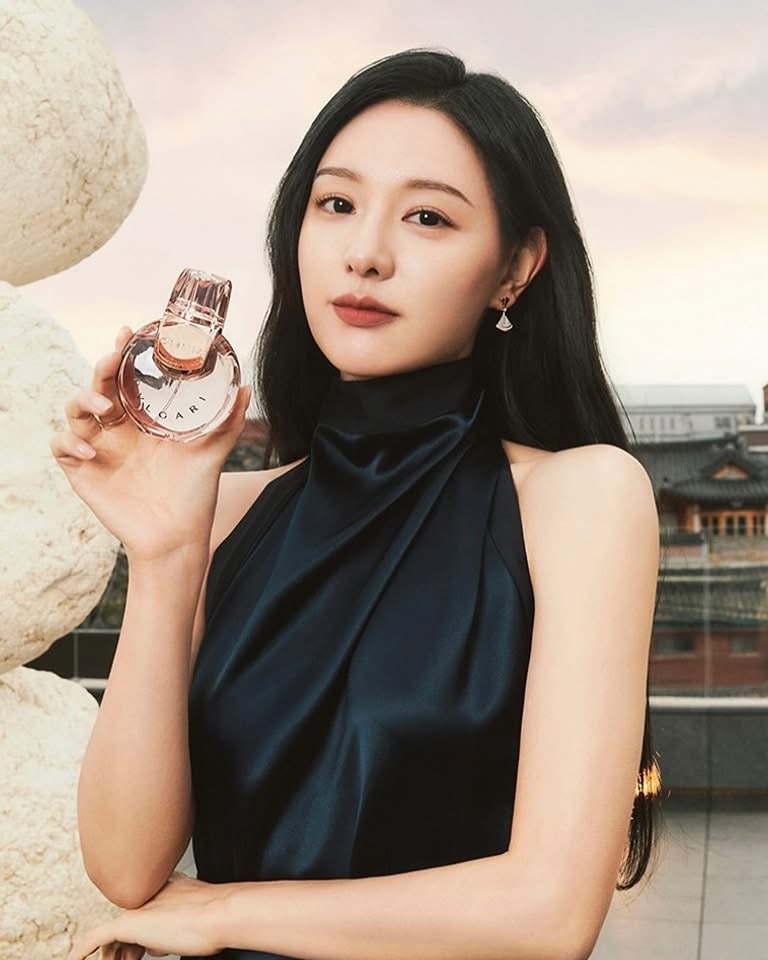 Recent activity shot of Kim Jiwon