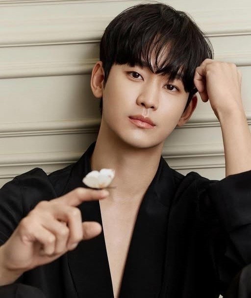 Latest photo of Kim Soohyun