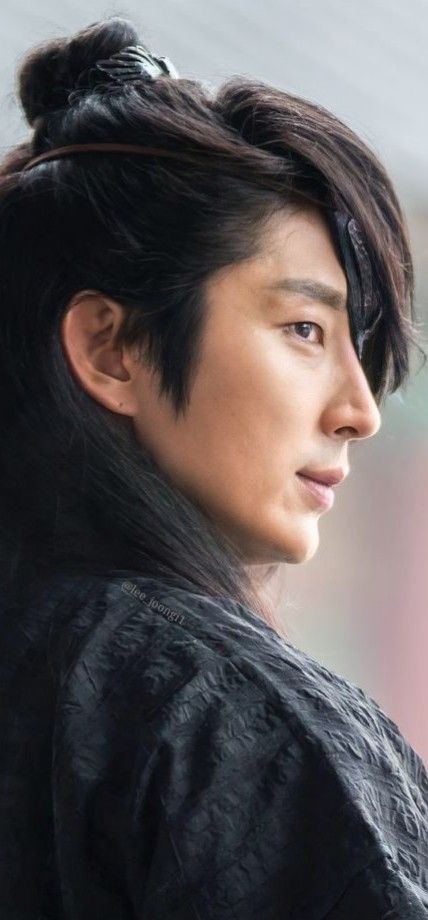 Postingan selebriti populer yang disukai penggemar