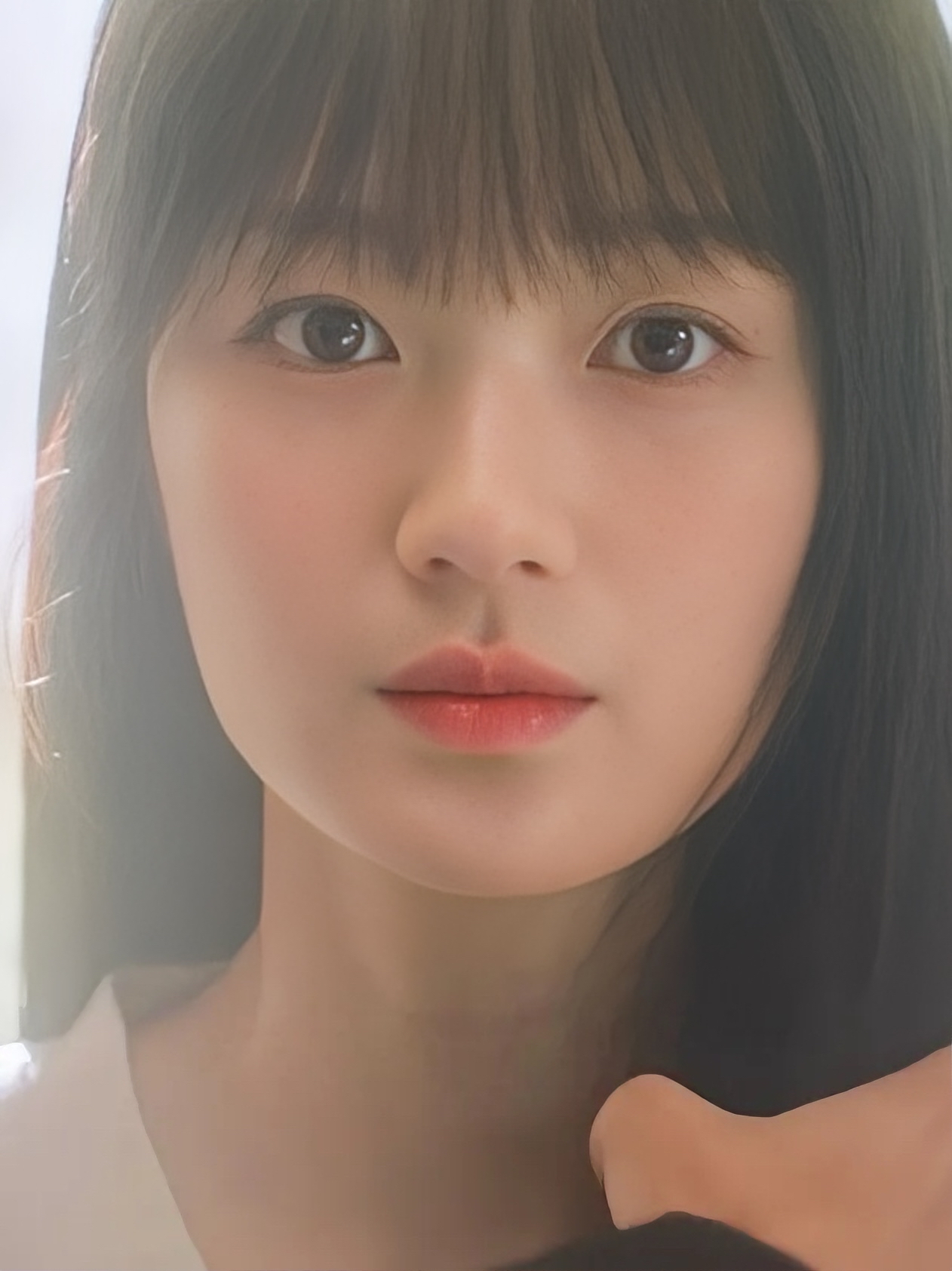 Recent activity shot of Kim Hyeyoon
