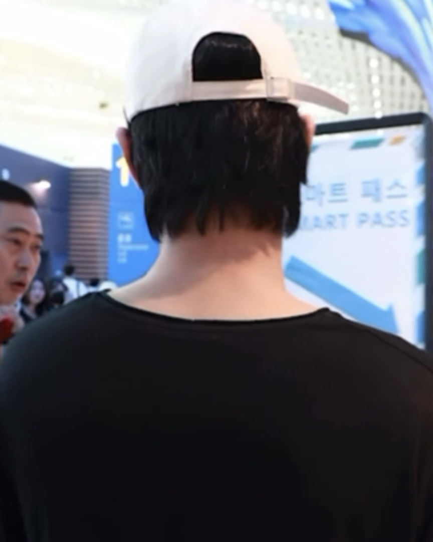 A moment captured by a fan of Ahn Hyoseop
