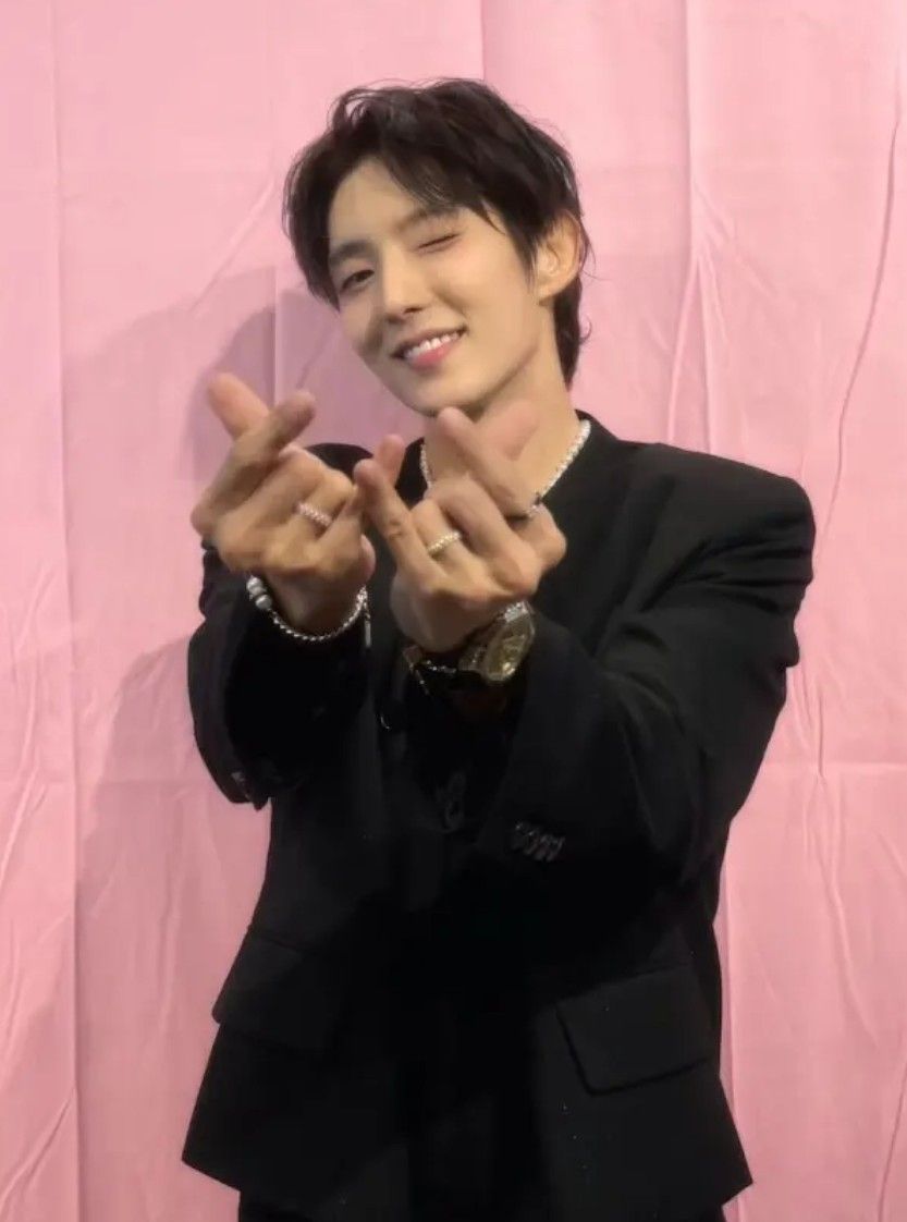 Recent activity shot of Lee Joongi