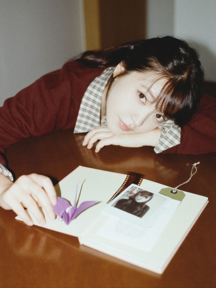 Recent activity shot of Yeri (1999)