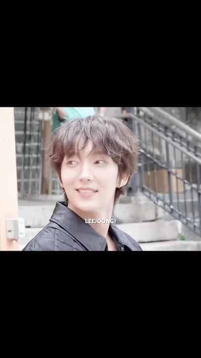 Behind-the-scenes cut of Lee Joongi