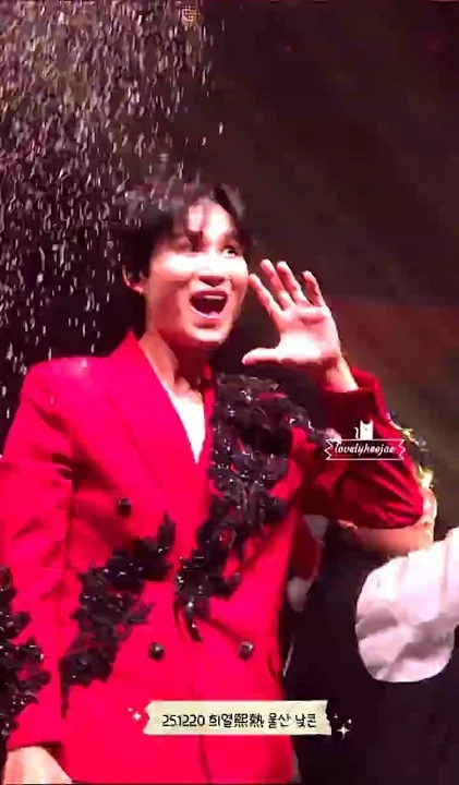 김희재의 비하인드 컷