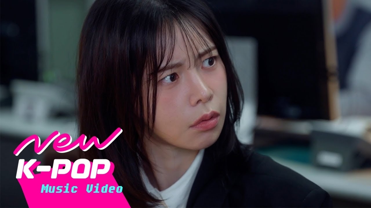 A moment captured by a fan of Park Jihyeon