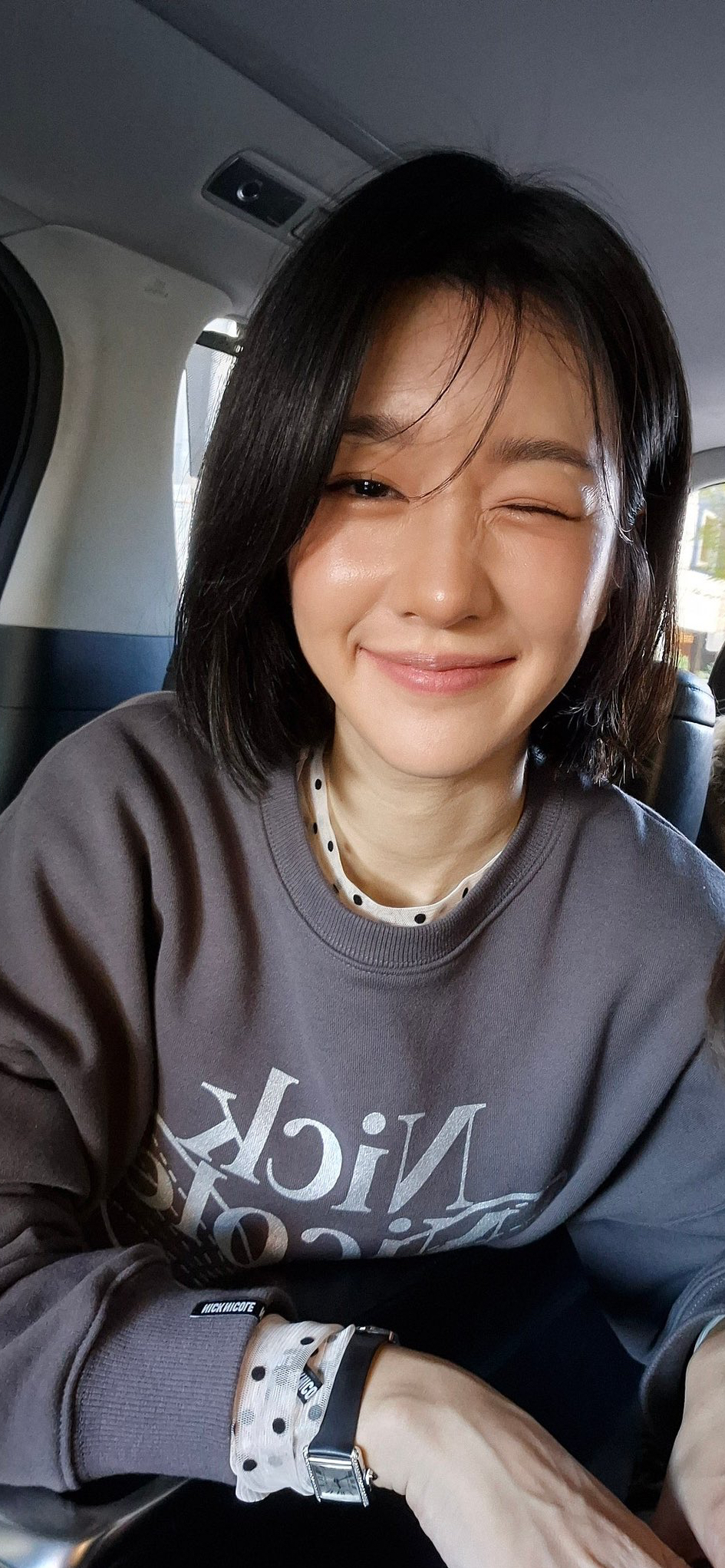 Representative background image loved by Seo Yeaji fandom