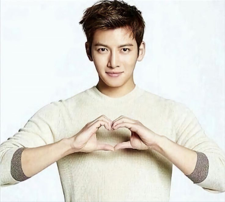 Behind-the-scenes cut of Ji Changwook
