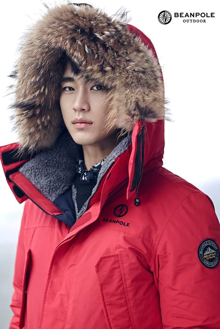 金秀贤的最新照片