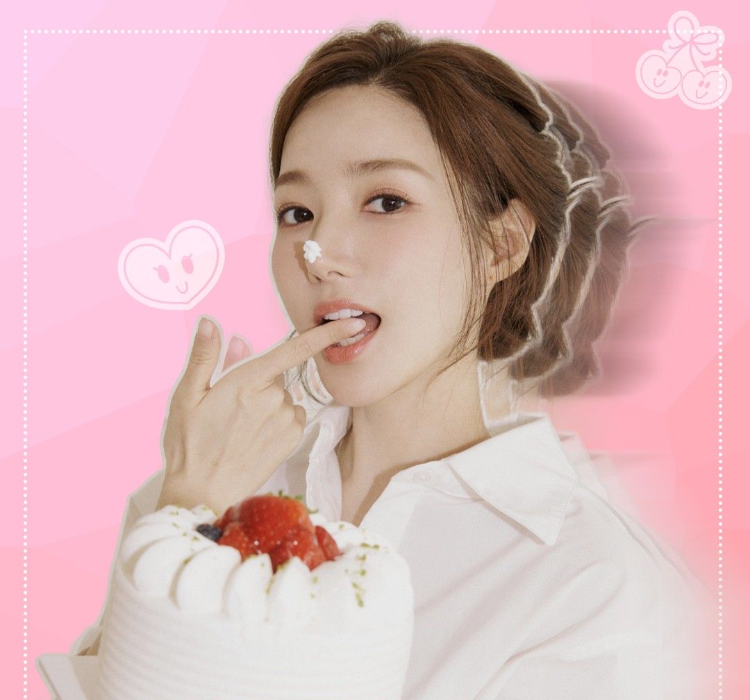 Behind-the-scenes cut of Park Minyoung