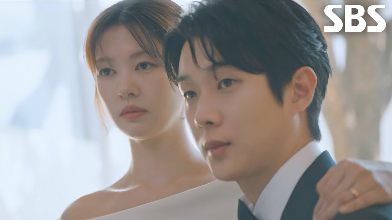 A moment captured by a fan of Choi Wooshik