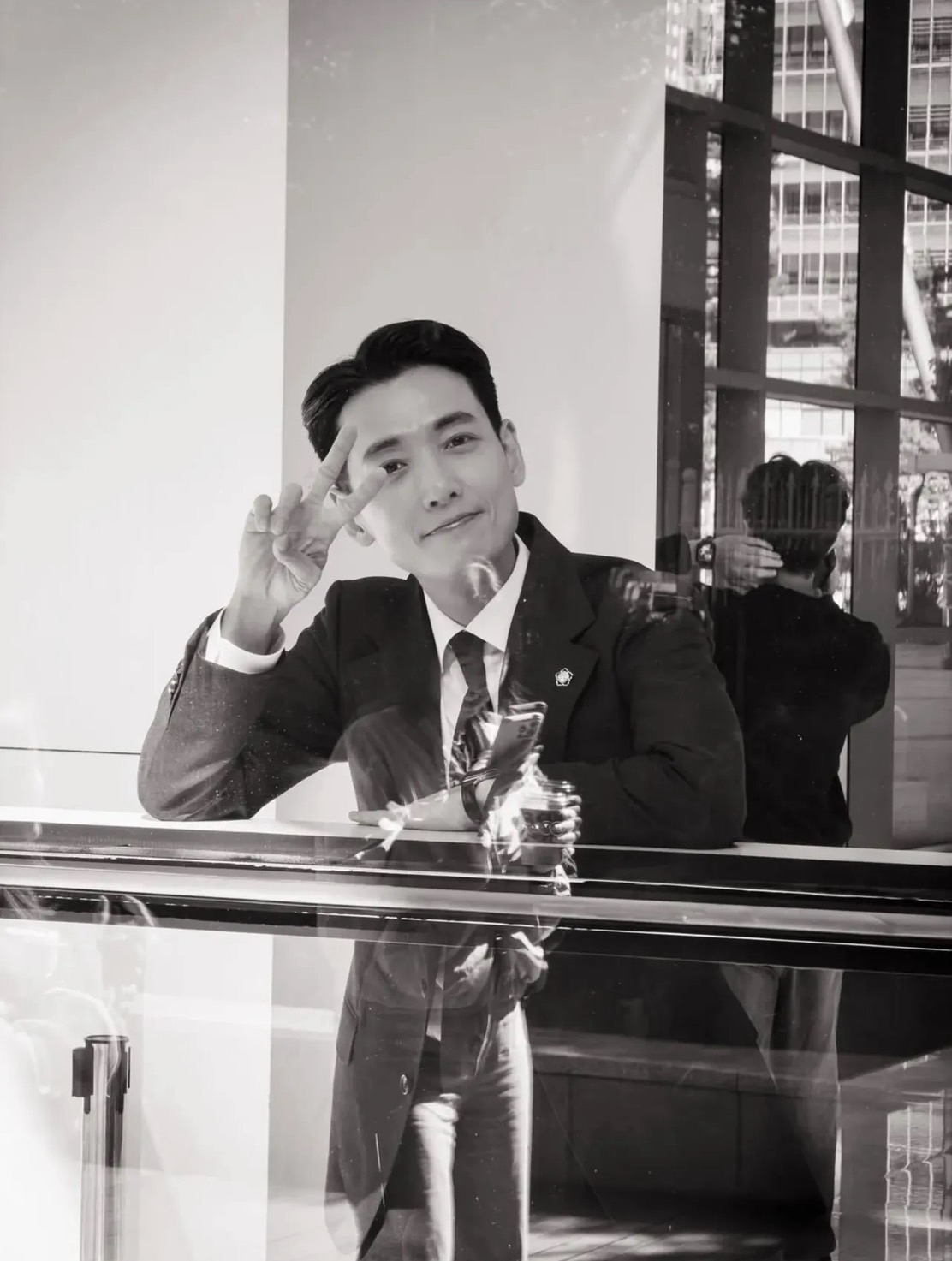 A moment captured by a fan of Jung Kyungho